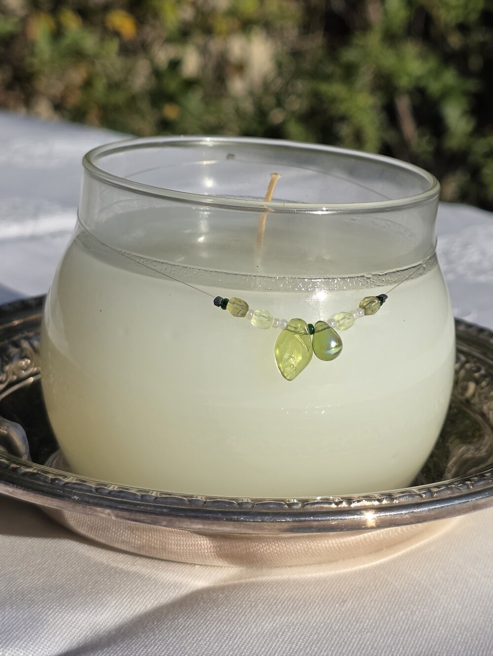 Thymes Persian Pear Aromatic Candle 8.5 oz 240g Unused w/ Original Box